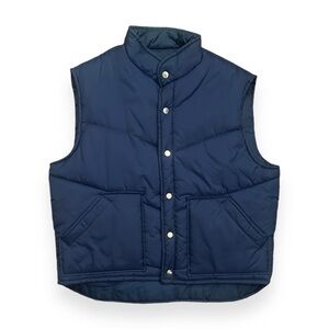 Vintage 1980s Men’s Montgomery Ward Navy Blue Puffer Vest Jacket